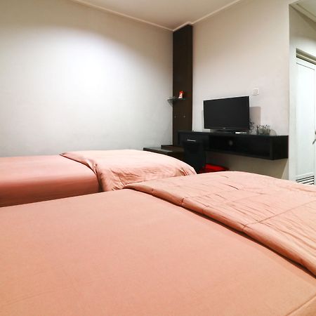 Bendungan Hilir Residence Jakarta Extérieur photo